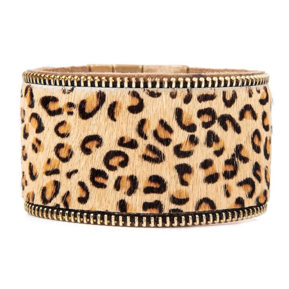 NEW Leopard Magnetic Bracelet - Picture 2 of 5